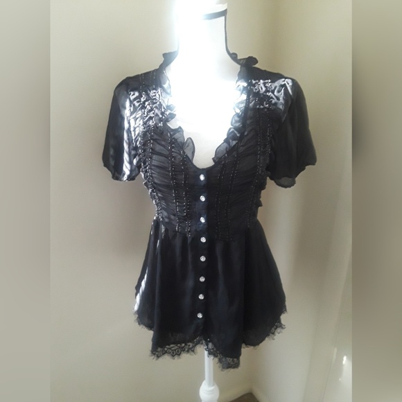 Tops - HP 4/12 Ladies elegant black blouse